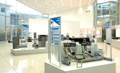 �u�Ǎގ��ƕ��v